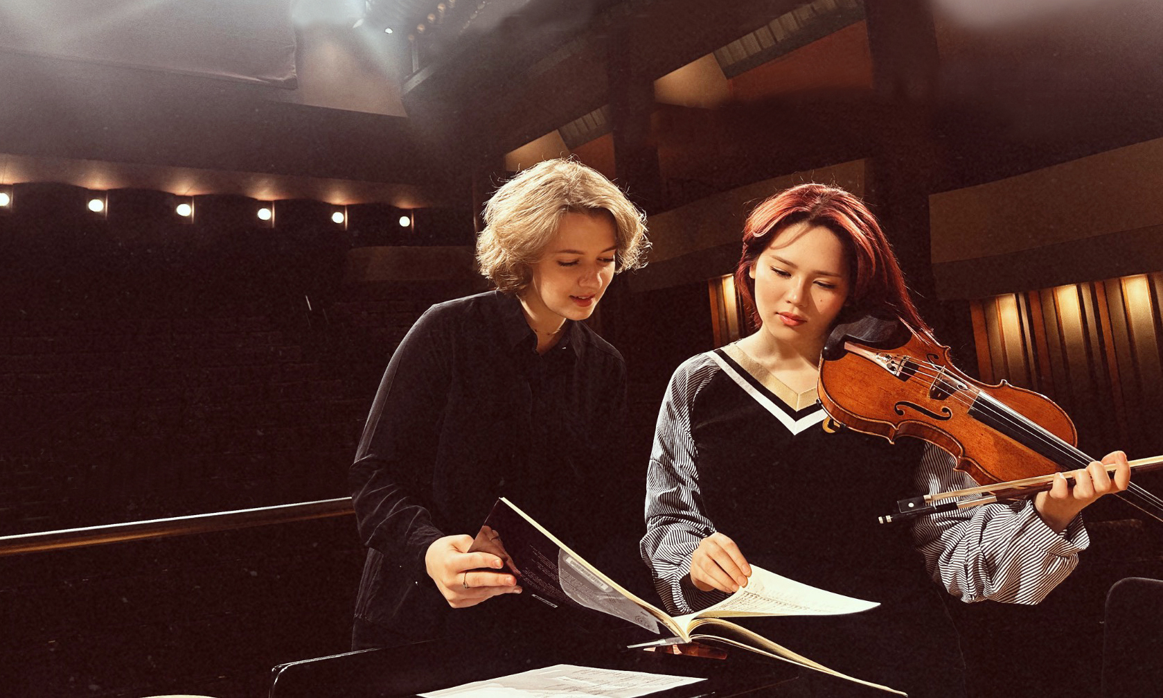 Khatchaturian and Kodàly: Aleksandra Melaniuk, Conductor, and Alena Hove, Violin